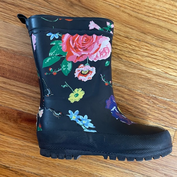 H&M Other - NWOT H&M Toddler Black Floral Rubber Boots with Scallop Edge Trim, Size 7.5